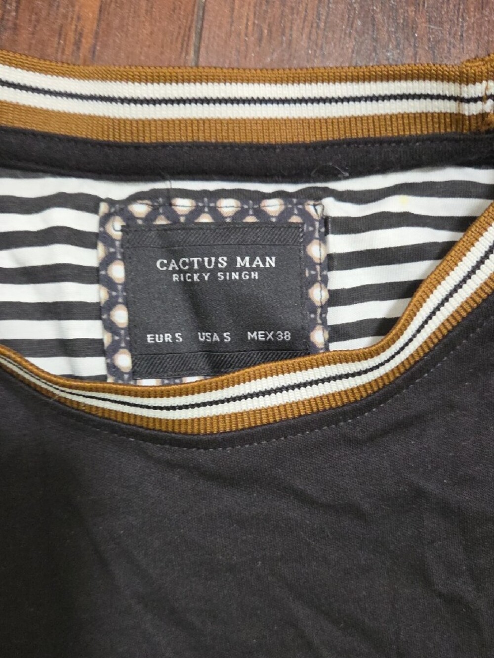 Cactus Man Ricky Singh Cotton Black Short-Sleeve Crew Tee Size Small. - Picture 2 of 3